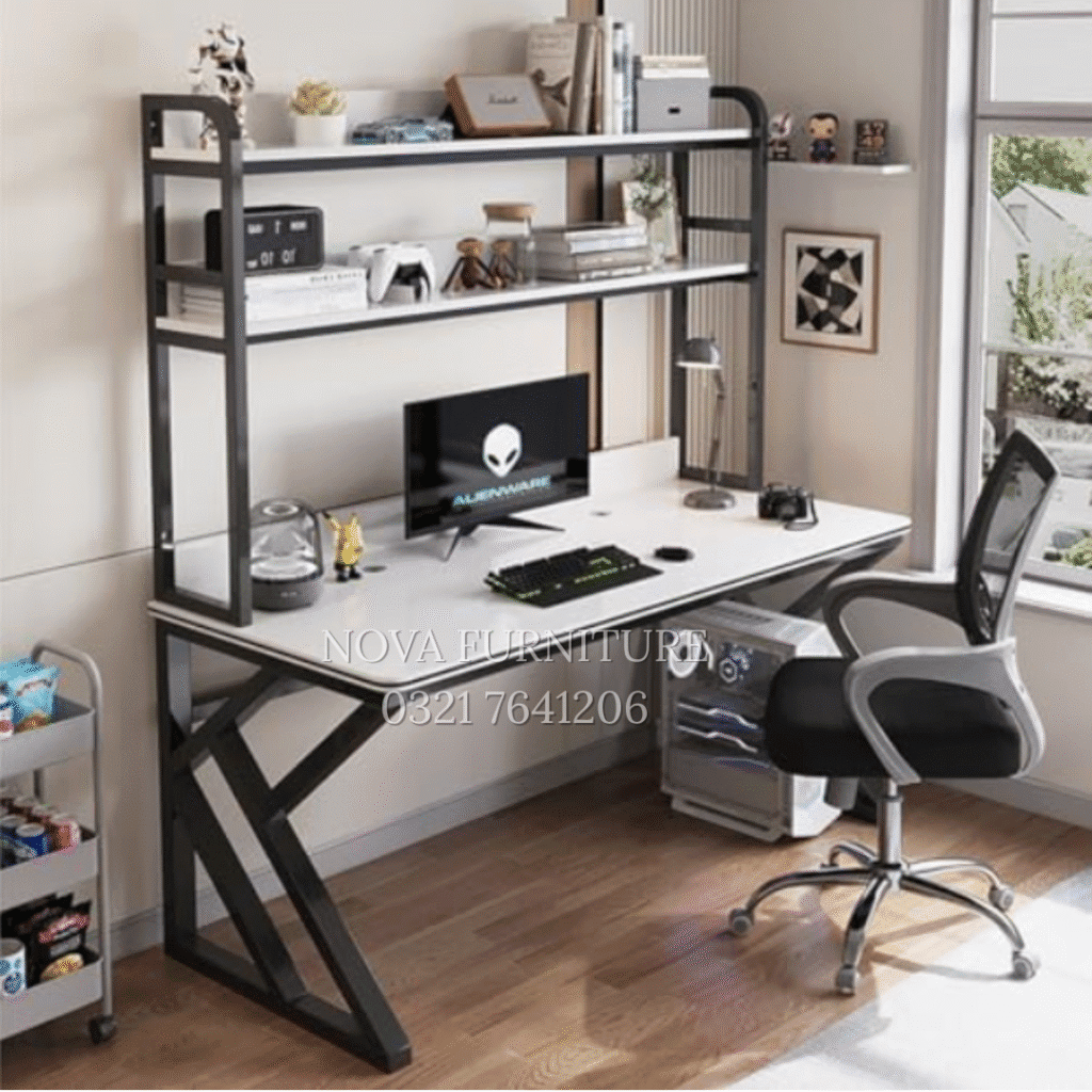 Lux Computer Table